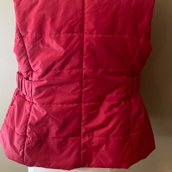 Vest - Picture 3 of 3